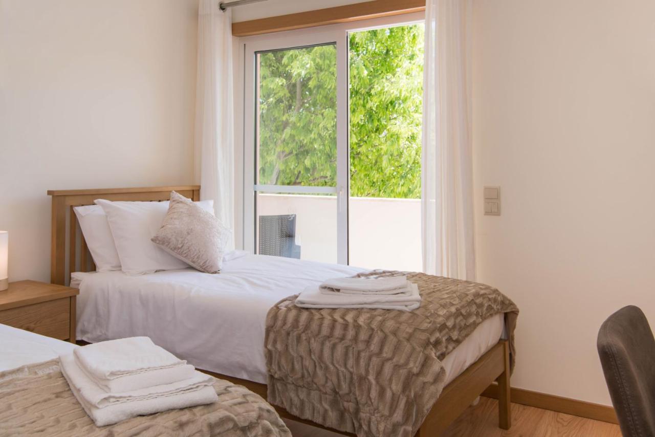 Central Modern 2 Bed Apartment อาร์มาซอง เด เปรา ภายนอก รูปภาพ