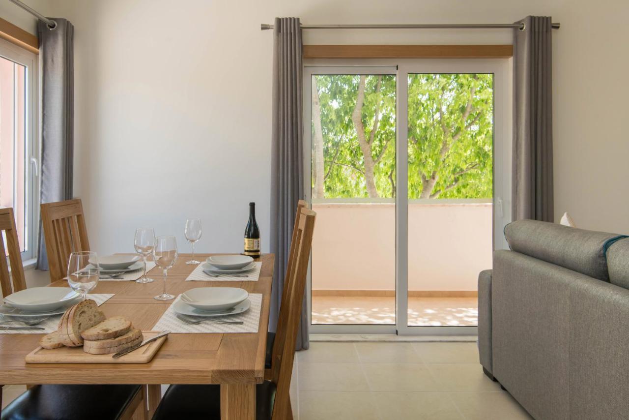 Central Modern 2 Bed Apartment อาร์มาซอง เด เปรา ภายนอก รูปภาพ