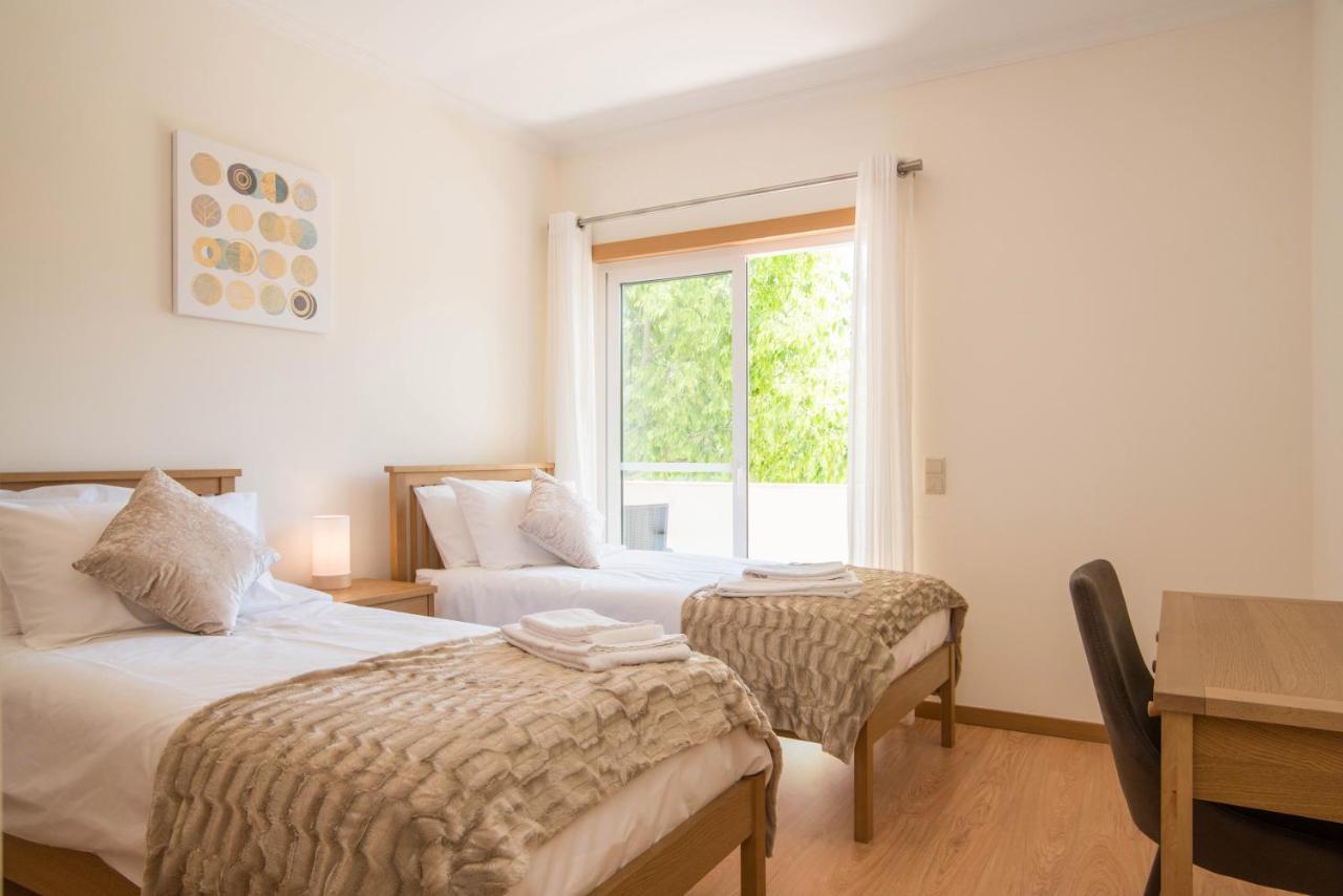 Central Modern 2 Bed Apartment อาร์มาซอง เด เปรา ภายนอก รูปภาพ