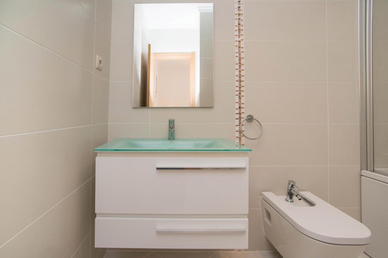 Central Modern 2 Bed Apartment อาร์มาซอง เด เปรา ภายนอก รูปภาพ