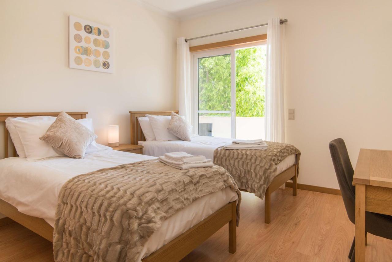 Central Modern 2 Bed Apartment อาร์มาซอง เด เปรา ภายนอก รูปภาพ